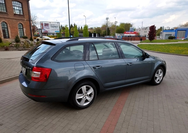 Skoda Octavia cena 49900 przebieg: 188000, rok produkcji 2019 z Radom małe 497